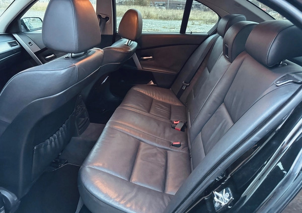 BMW Seria 5 cena 25999 przebieg: 296012, rok produkcji 2005 z Wrocław małe 92